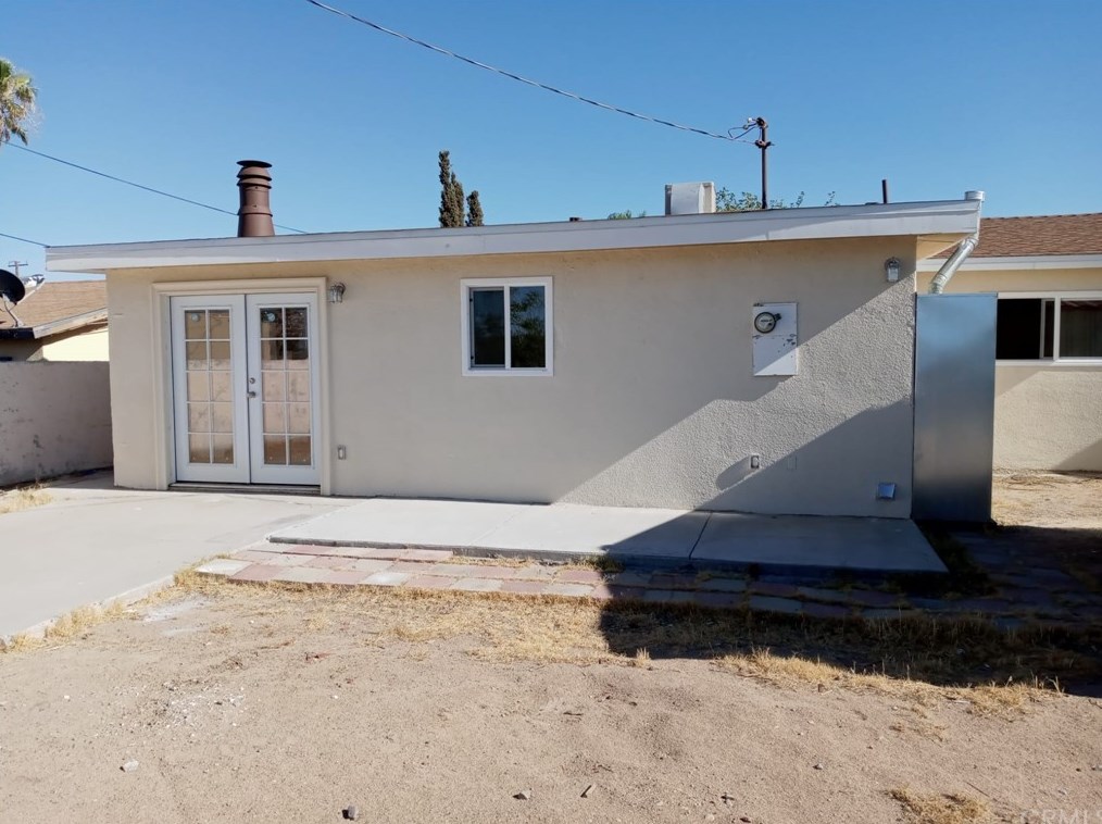 1725 Forane St, Barstow CA  92311-5611 exterior