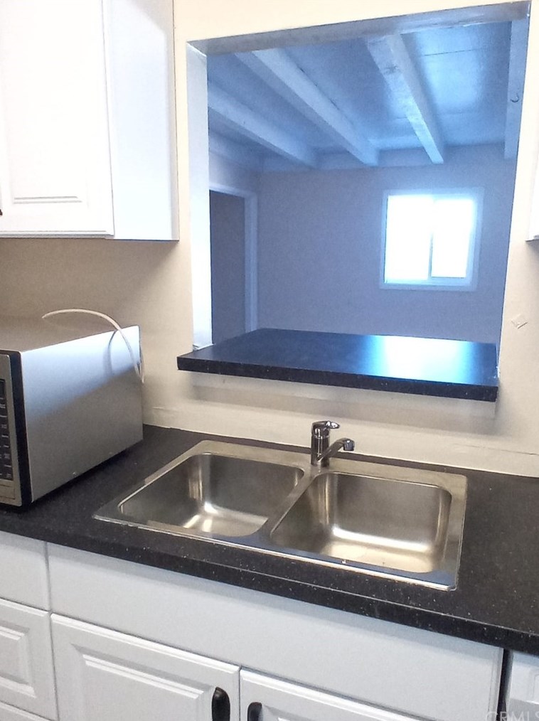 1725 Forane St, Barstow CA  92311-5611 exterior