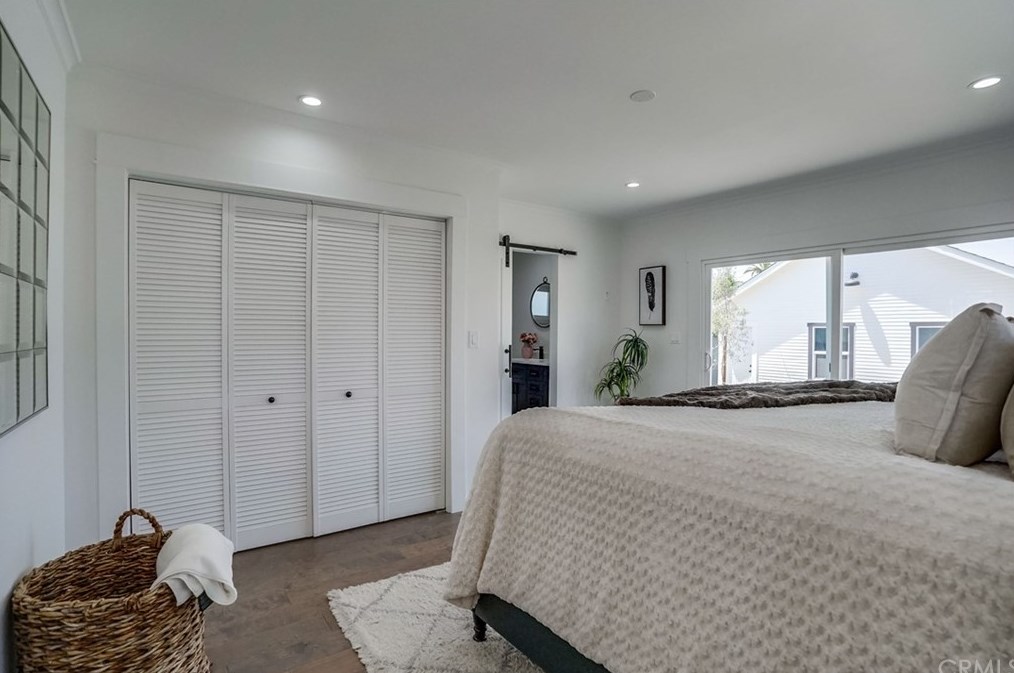 1441 52nd St, Los Angeles CA  90011-4903 exterior