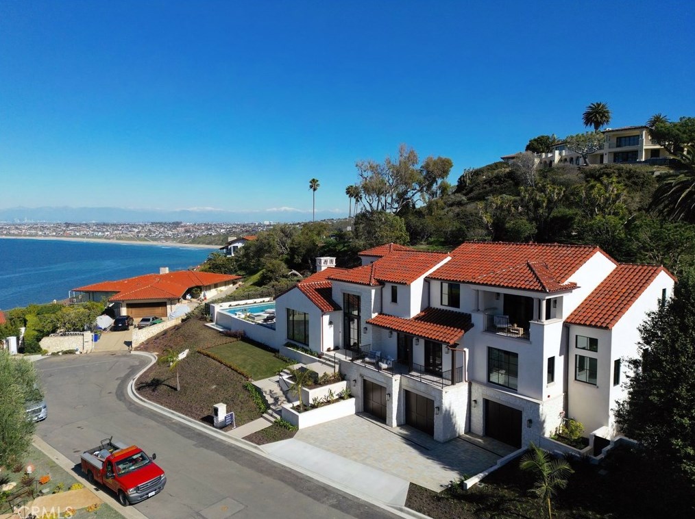 704 Via Horcada, Palos Verdes Estates, CA 90274