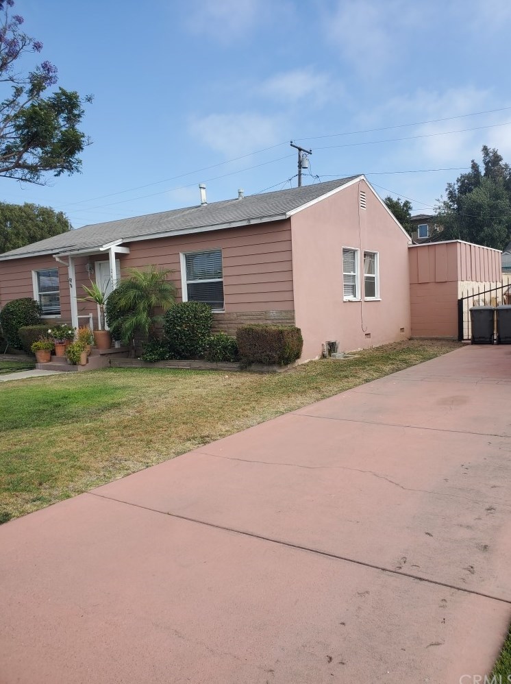 2420 Sebald Ave, Redondo Beach, CA 90278