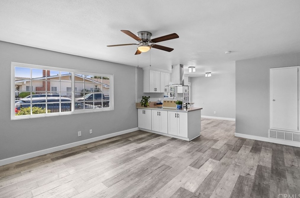 11976 168th St, Artesia, CA 90701
