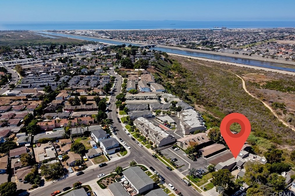 2267 Pacific Ave, Costa Mesa, CA 92627-4819