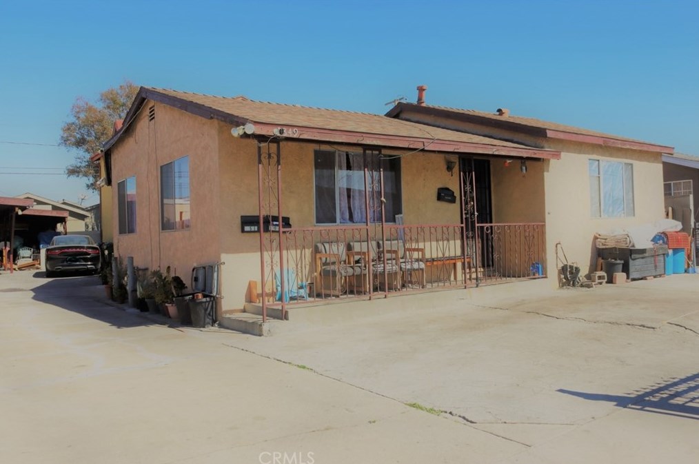 3349 135th St, Hawthorne, CA 90250-6342