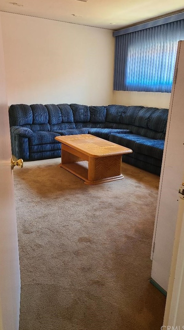 725 110 St, Los Angeles CA  90044-4322 exterior