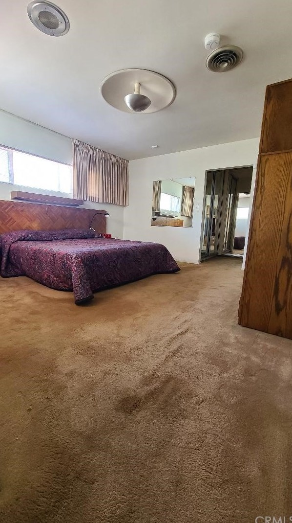 725 110 St, Los Angeles CA  90044-4322 exterior