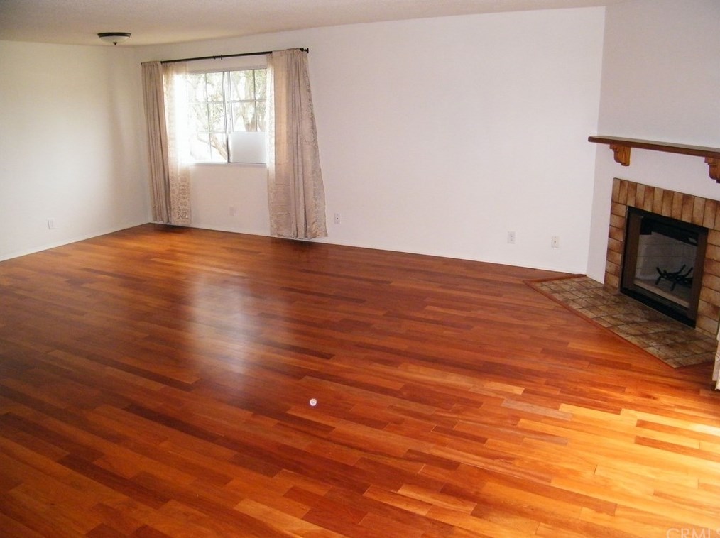 227 Palm Ave, El Segundo, CA 90245-2272