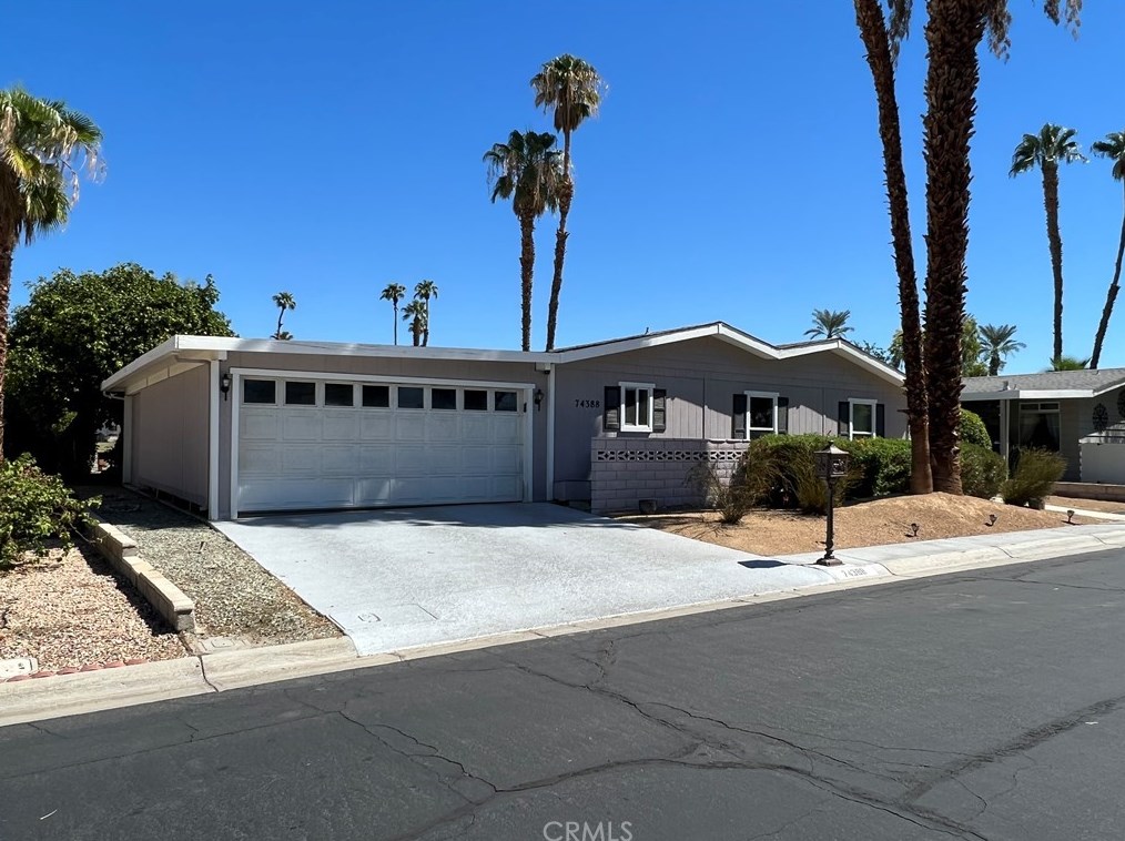 74388 Zircon Cir, Palm Desert, CA 92260-2256
