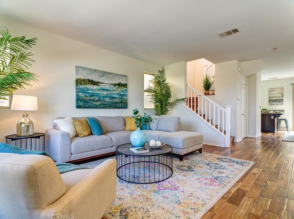 12025 Acadia Ct, Hawthorne, CA 90250
