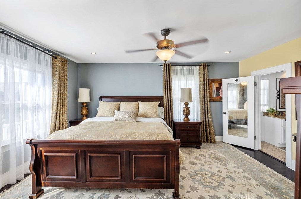 2754 Kenwood Ave, Los Angeles CA  90007-2106 exterior