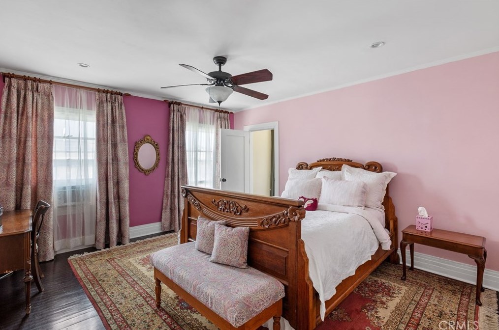 2754 Kenwood Ave, Los Angeles CA  90007-2106 exterior