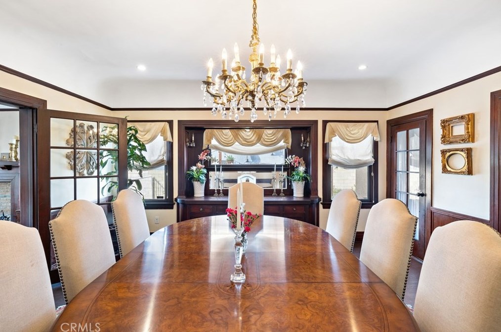 2754 Kenwood Ave, Los Angeles CA  90007-2106 exterior