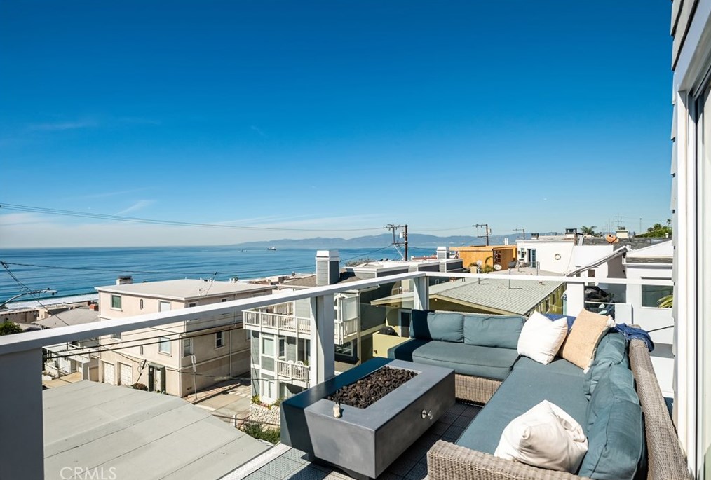 324 31st St, Manhattan Beach, CA 90266