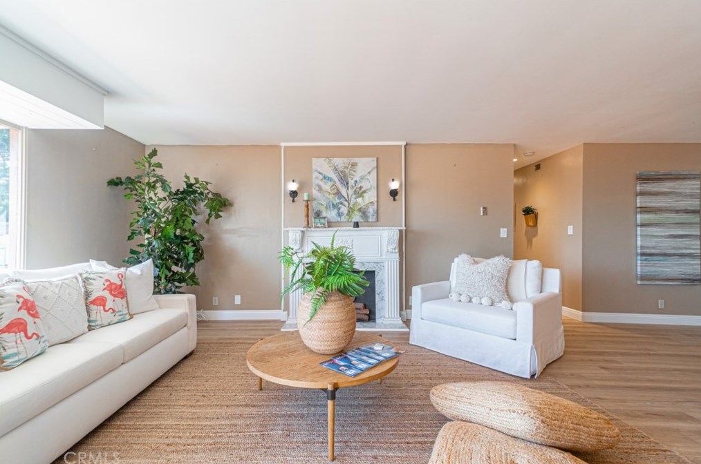 5658 Ravenspur Dr #305, Palos Verdes Estates, CA 90275