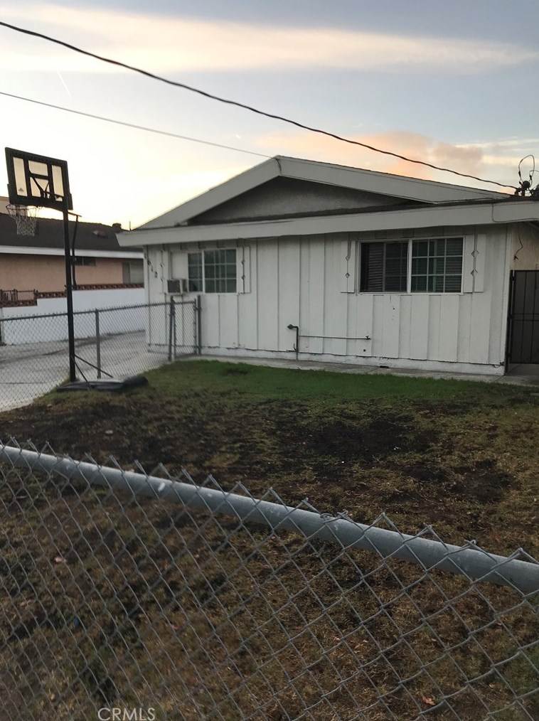 1612 W 218th St, Torrance, CA 90501