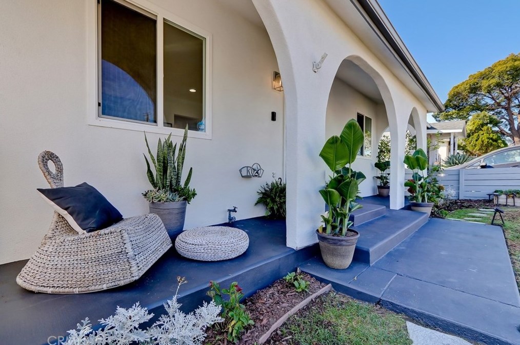 5114 W 141st St, Hawthorne, CA 90250