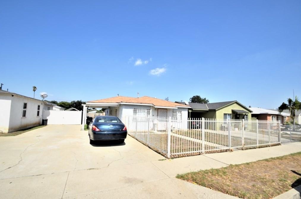 431 126th St, Los Angeles, CA 90061-2707