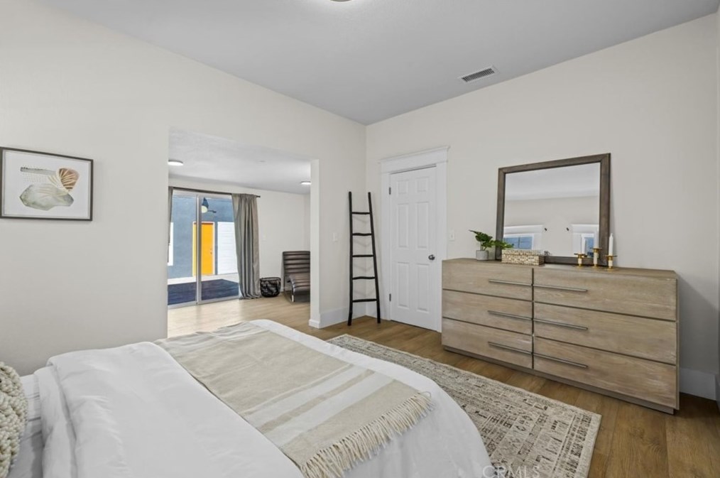 1583 48th St, Los Angeles CA  90011-4303 exterior