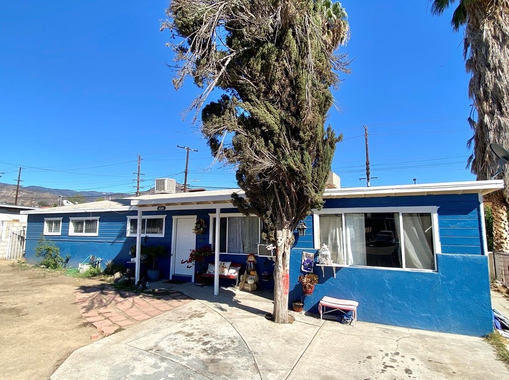 6581 Elm Ave, San Bernardino, CA 92404