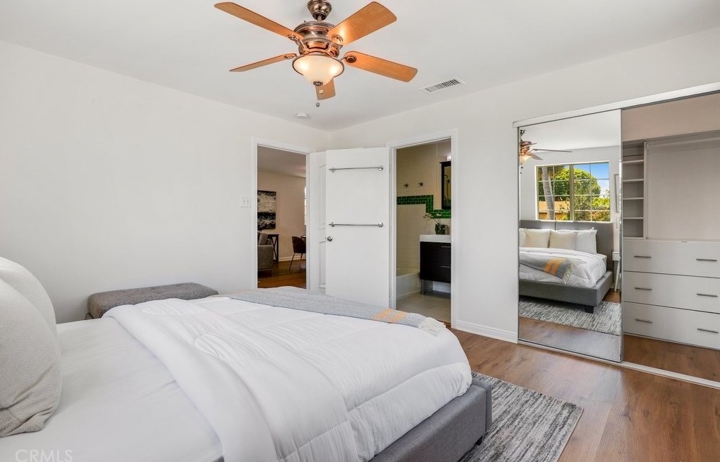 8119 Grimsby Ave, Los Angeles CA  90045-3315 exterior