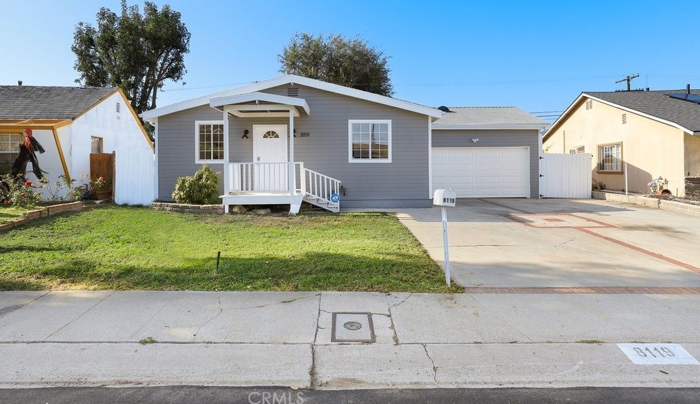 8119 Grimsby Ave, Los Angeles CA  90045-3315 exterior