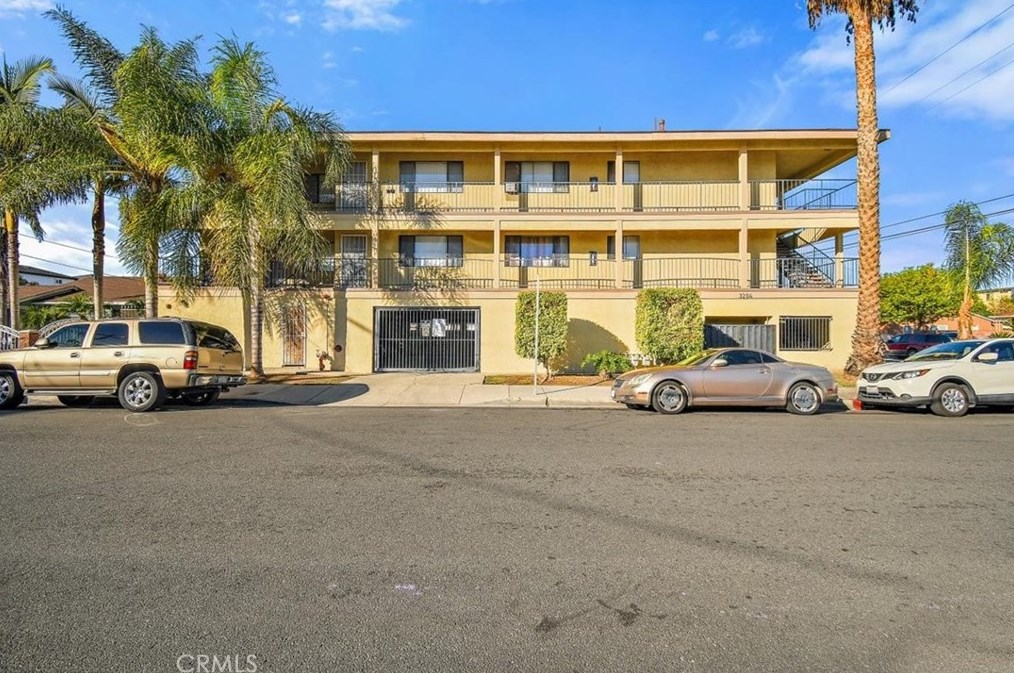 3204 139th St, Hawthorne, CA 90250