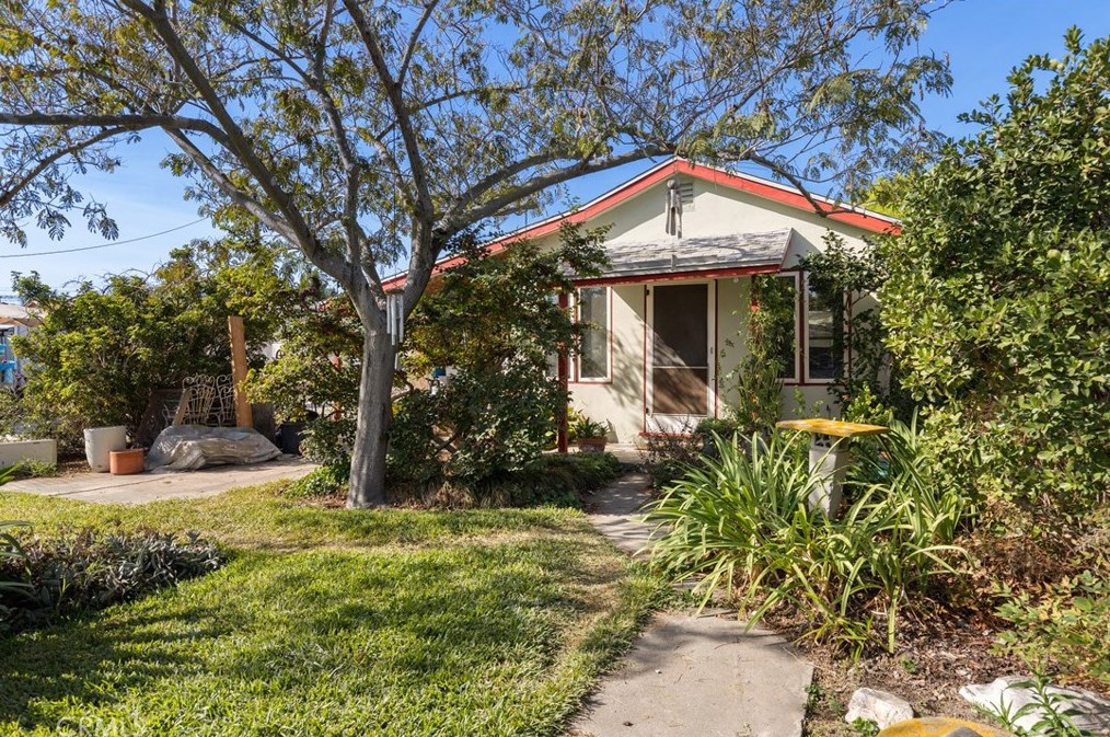 13691 Charleville Dr, Westminster, CA 92683-3206