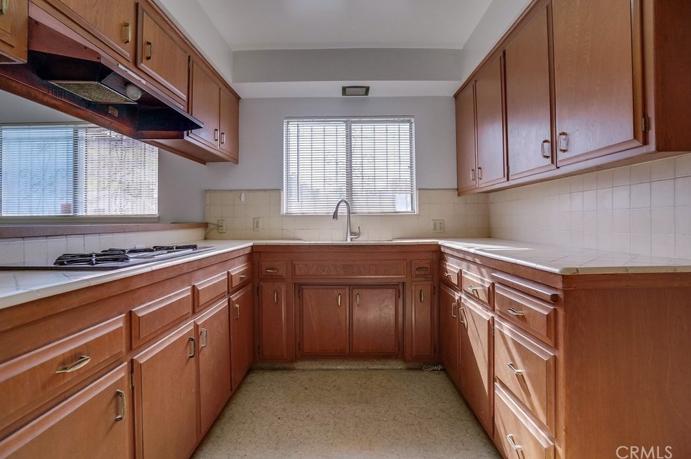 4825 Klamath St, Los Angeles CA  90032-3232 exterior