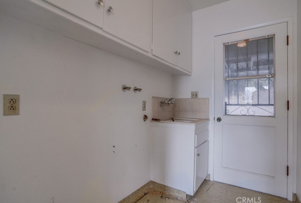 4825 Klamath St, Los Angeles CA  90032-3232 exterior