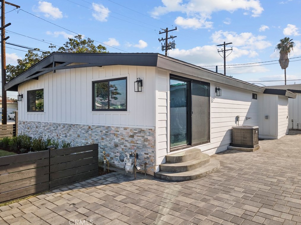 17303 Van Ness Ave, Torrance, CA 90504