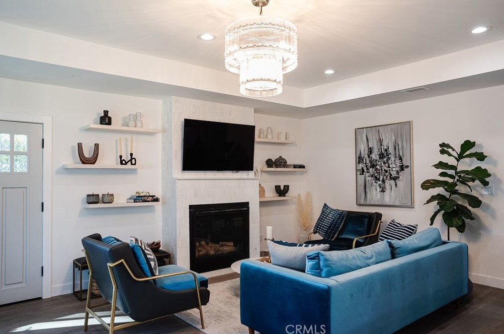 625 33rd St, Manhattan Beach, CA 90266