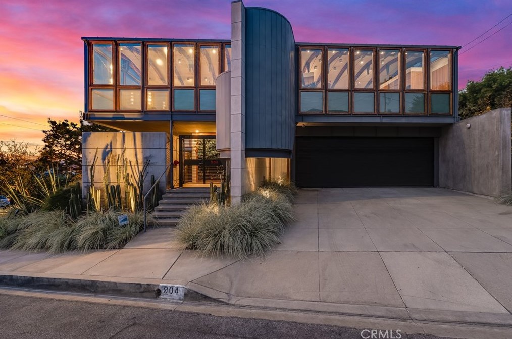 904 Highview Ave, Manhattan Beach, CA 90266