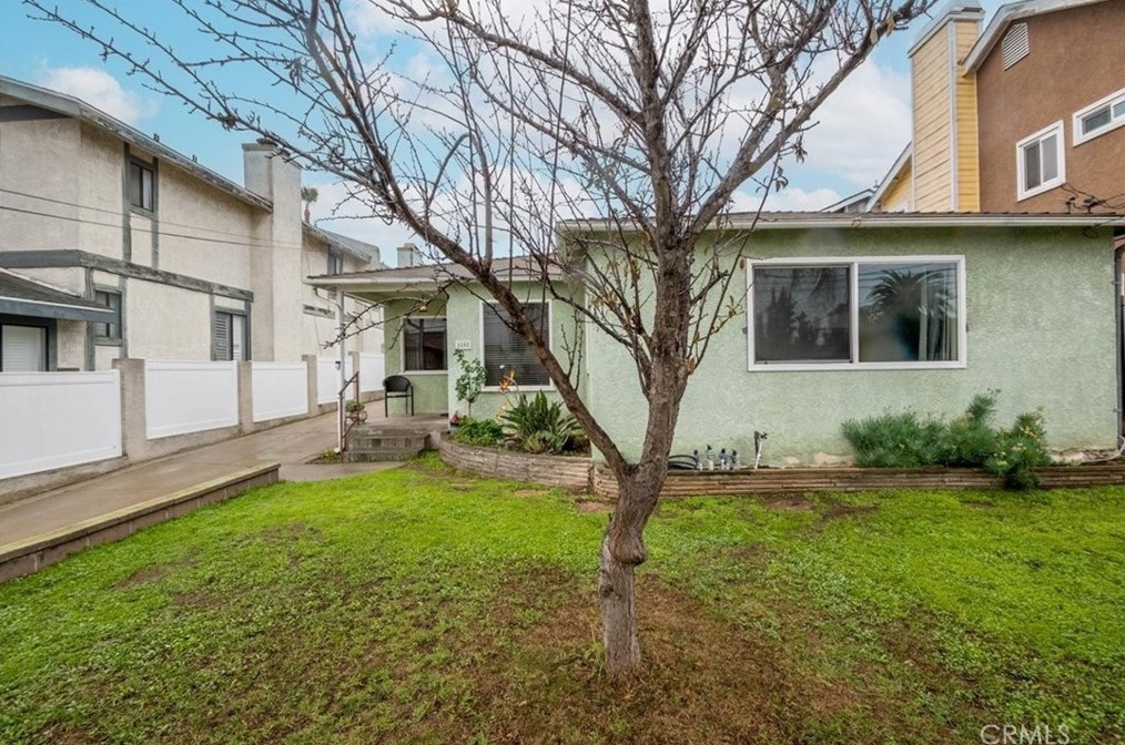 1802 Speyer Ln, Redondo Beach, CA 90278