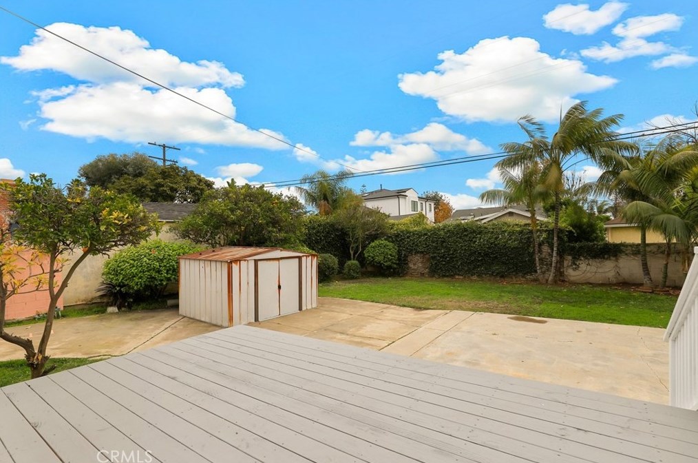 6660 81 St, Los Angeles CA 90045-2827 exterior