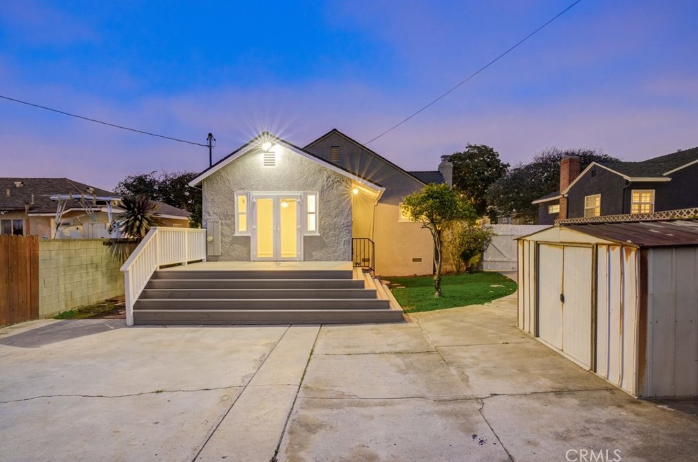 6660 81 St, Los Angeles CA 90045-2827 exterior