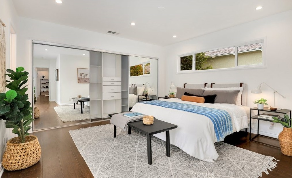 7736 Midfield Ave, Los Angeles CA  90045-3236 exterior