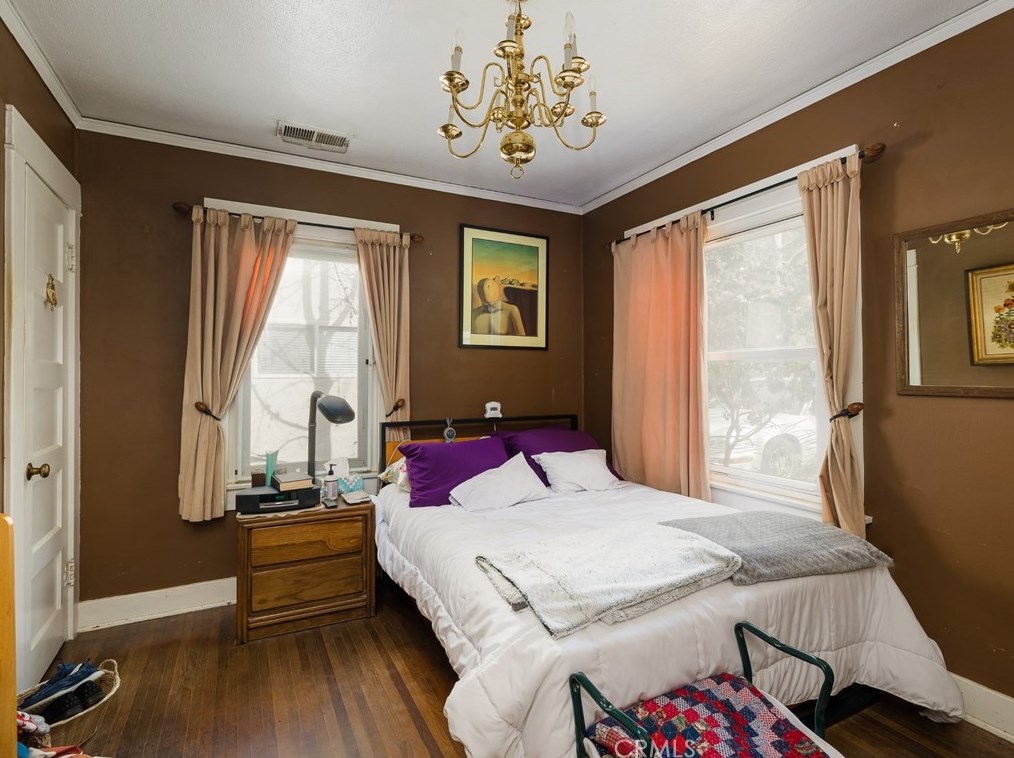 947 Virginia St, El Segundo CA  90245-2153 exterior