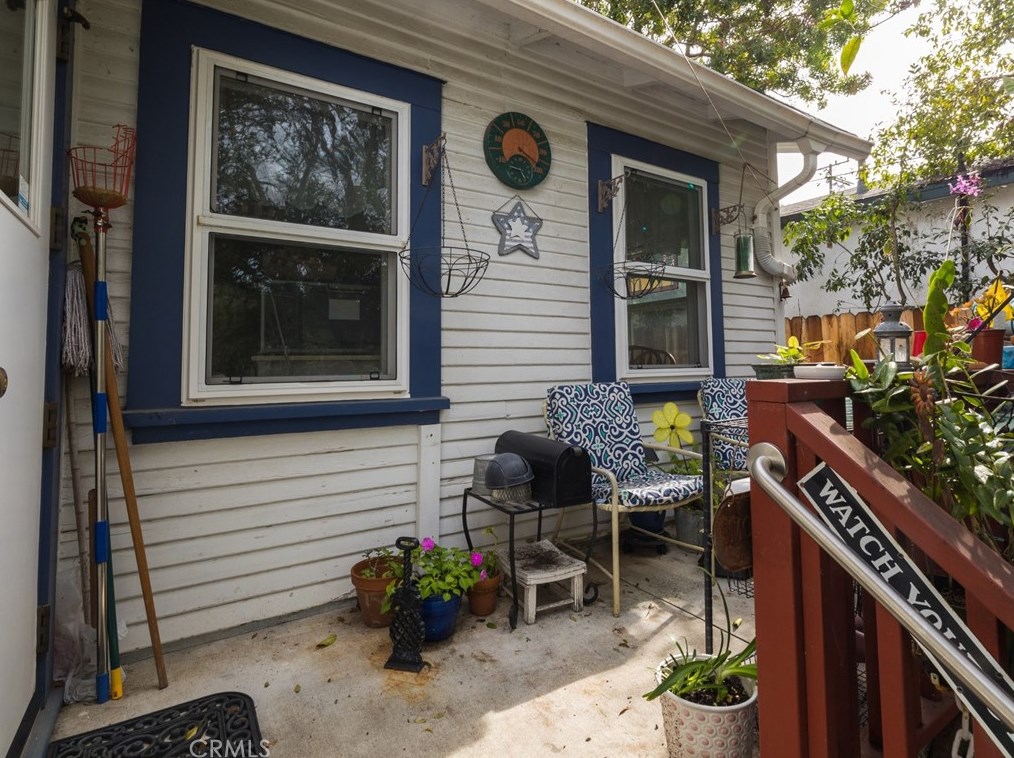 947 Virginia St, El Segundo CA  90245-2153 exterior