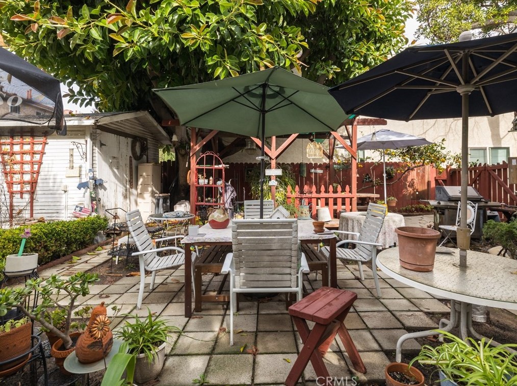 947 Virginia St, El Segundo CA  90245-2153 exterior