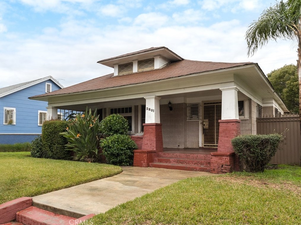 2801 Hobart Blvd, Los Angeles, CA 90018-3536