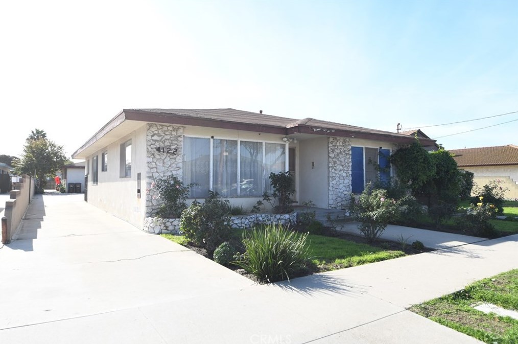 4122 W 139th St, Hawthorne, CA 90250