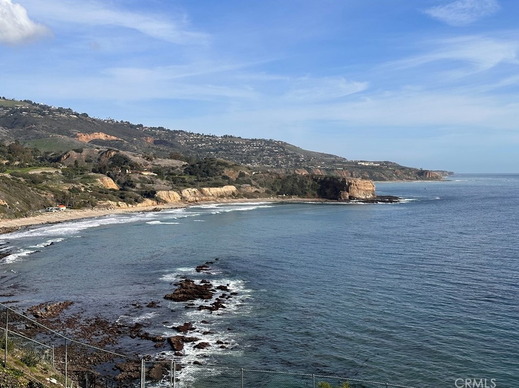 32759 Seagate Dr #206, Palos Verdes Estates, CA 90275
