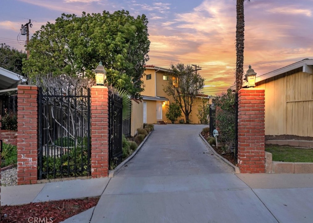 26405 Ashfork Pl, Palos Verdes Estates, CA 90275