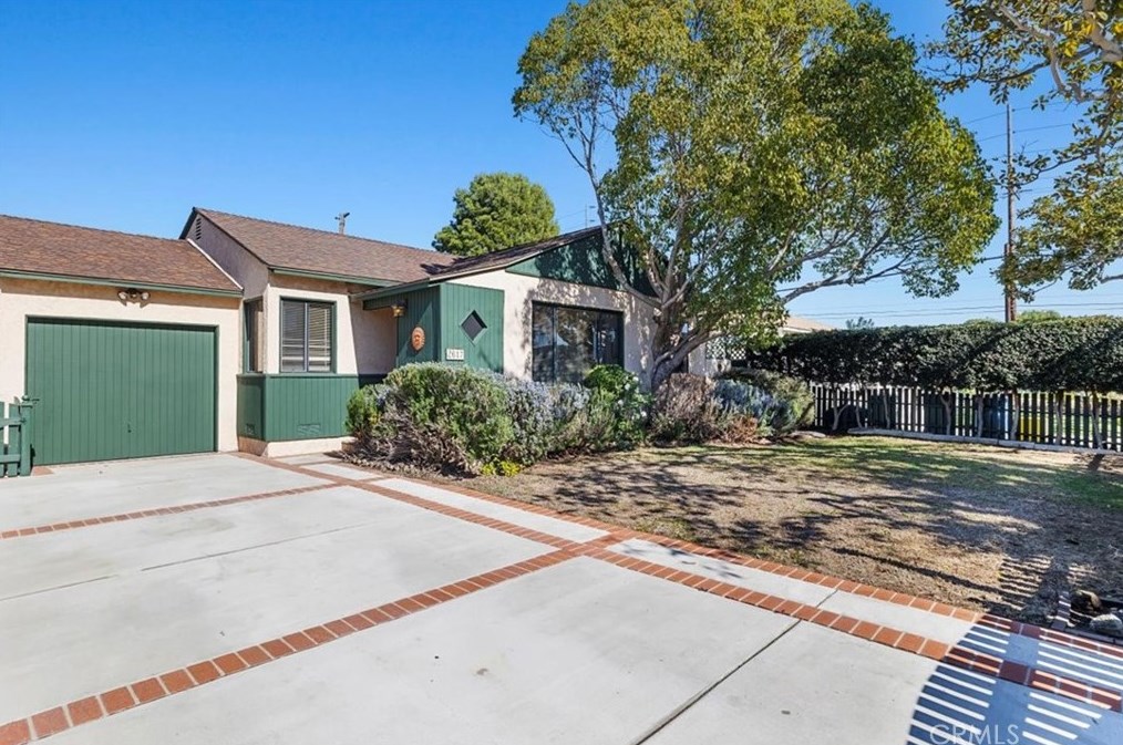 2617 Fisk Ln, Redondo Beach, CA 90278