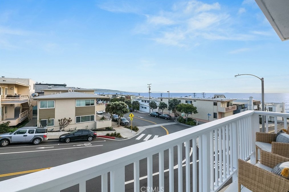 209 15th St, Manhattan Beach, CA 90266
