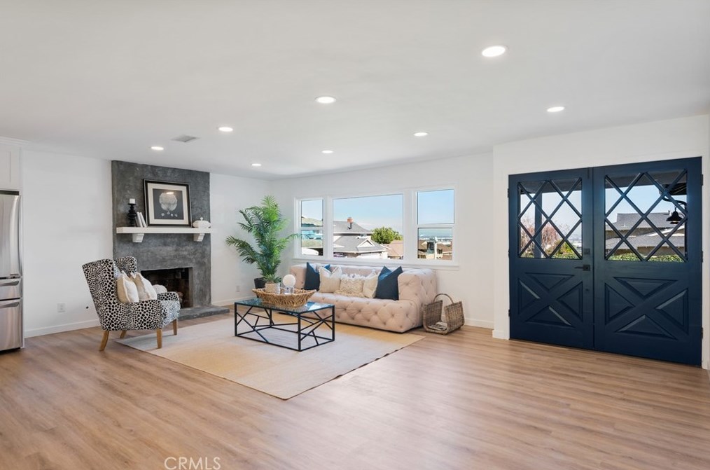 28605 Stokowski Dr, Palos Verdes Estates, CA 90275
