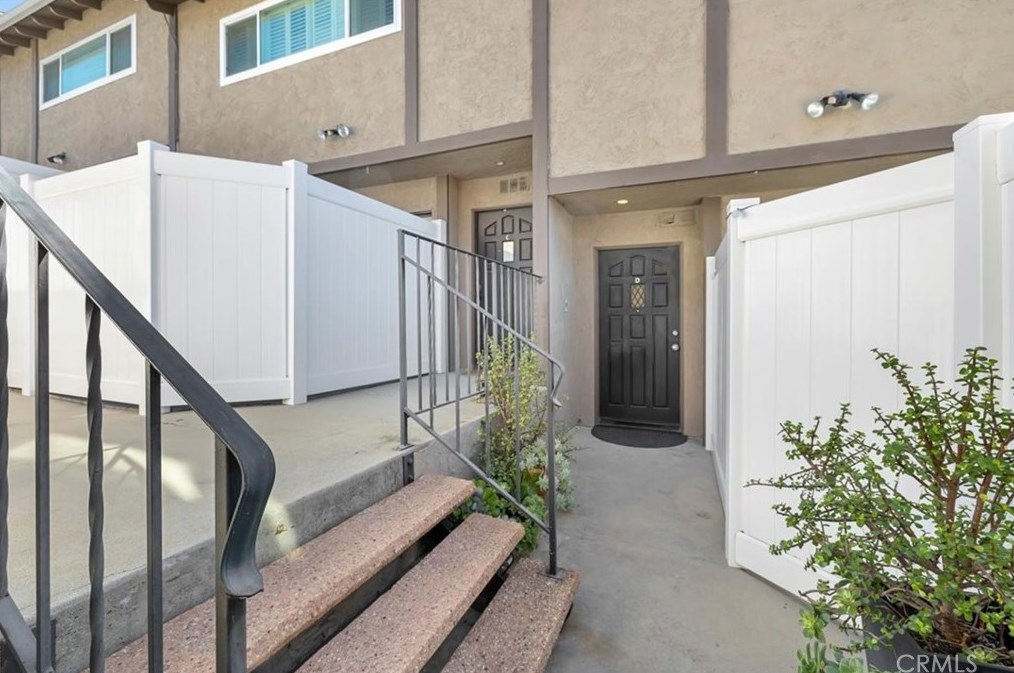 1140 Manhattan Beach Blvd #d, Manhattan Beach, CA 90266