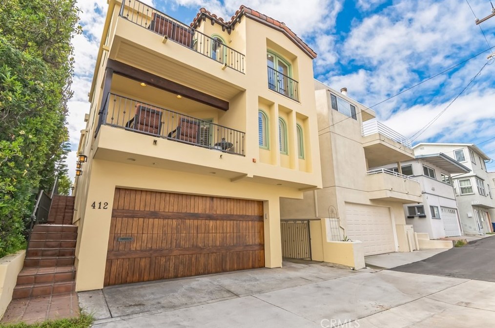 412 15th Pl, Manhattan Beach, CA 90266