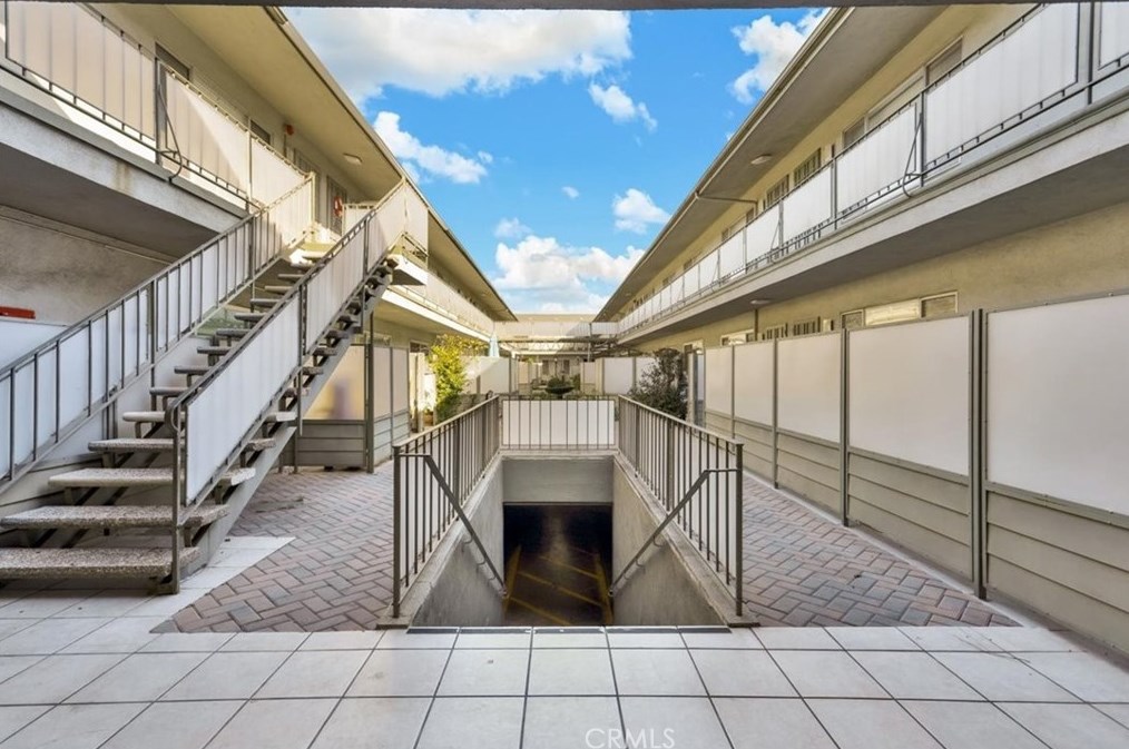 800 N Eucalyptus Ave #110, Inglewood, CA 90302