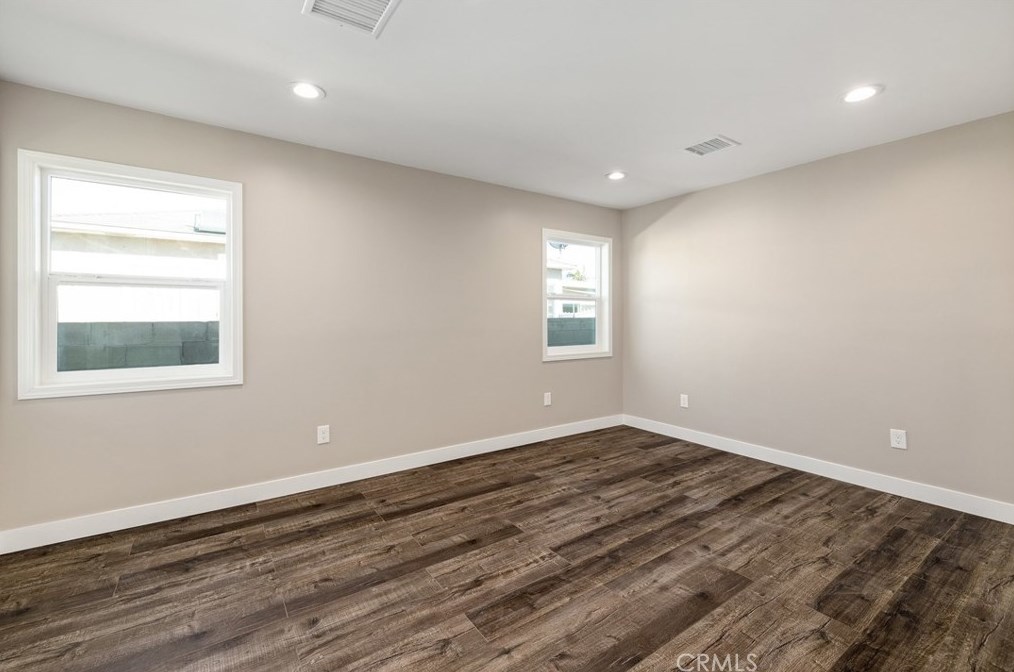 5124 135th St, Hawthorne CA  90250-5630 exterior